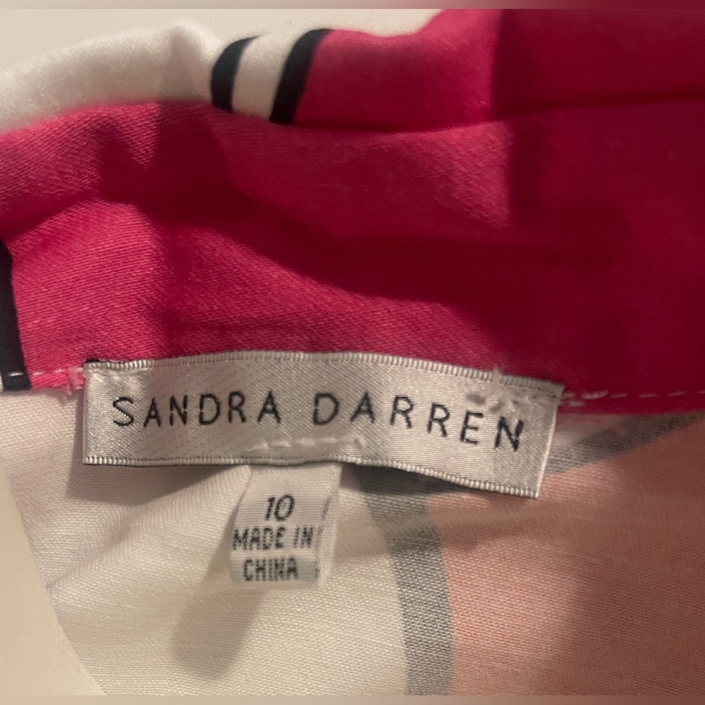 Sandra Darren Women White floral pleated midi dress with fabric belt. Size 10 - Picture 5 of 6